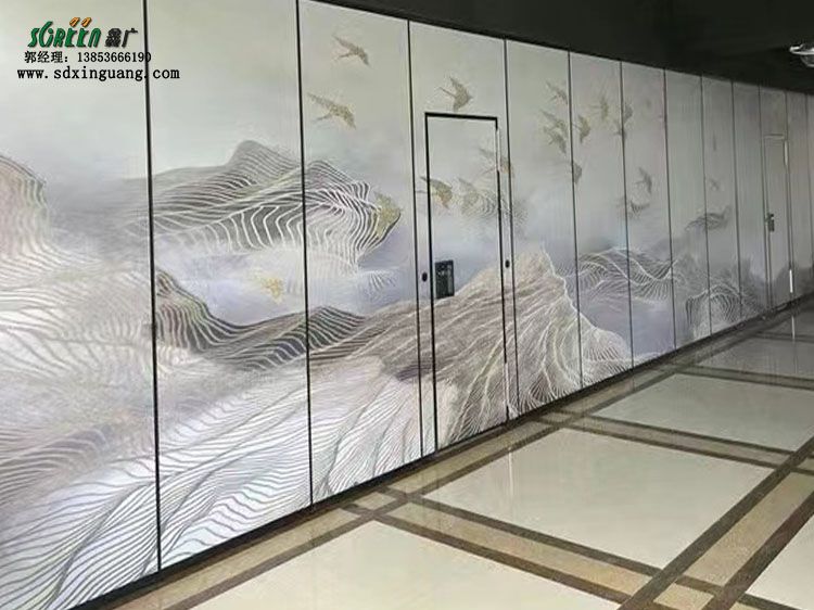 濰坊活動隔斷廠家酒店活動隔斷墻，展廳折疊推拉門，移動屏風高隔